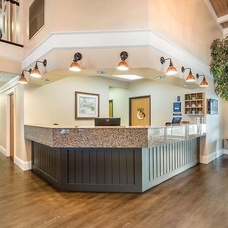 Best Western Plus University Park Inn & Suites Ames Exteriör bild