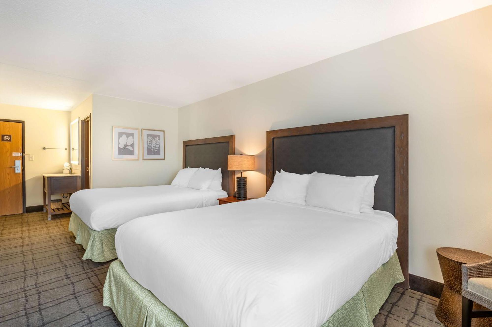 Best Western Plus University Park Inn & Suites Ames Exteriör bild