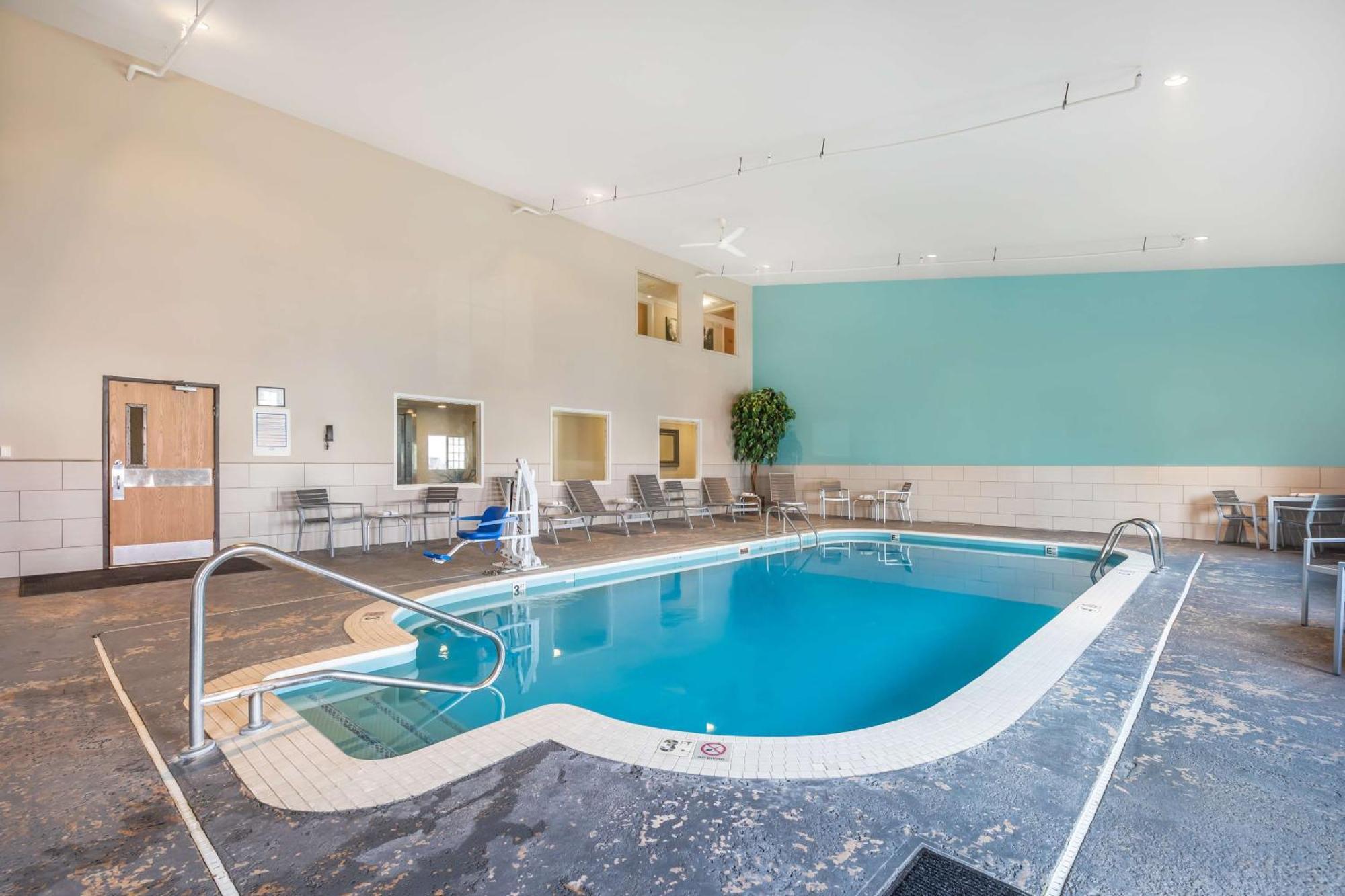 Best Western Plus University Park Inn & Suites Ames Exteriör bild