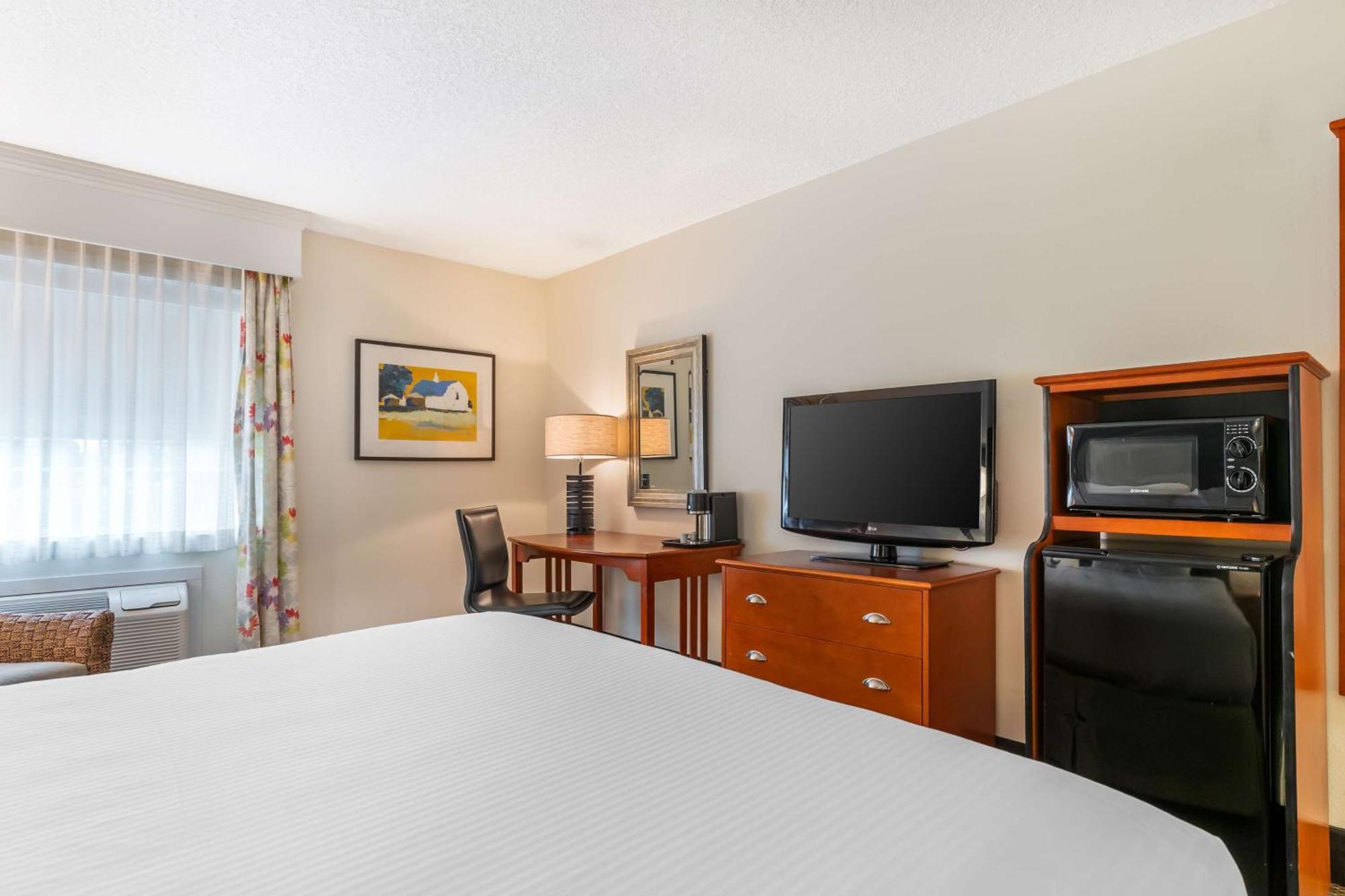 Best Western Plus University Park Inn & Suites Ames Exteriör bild