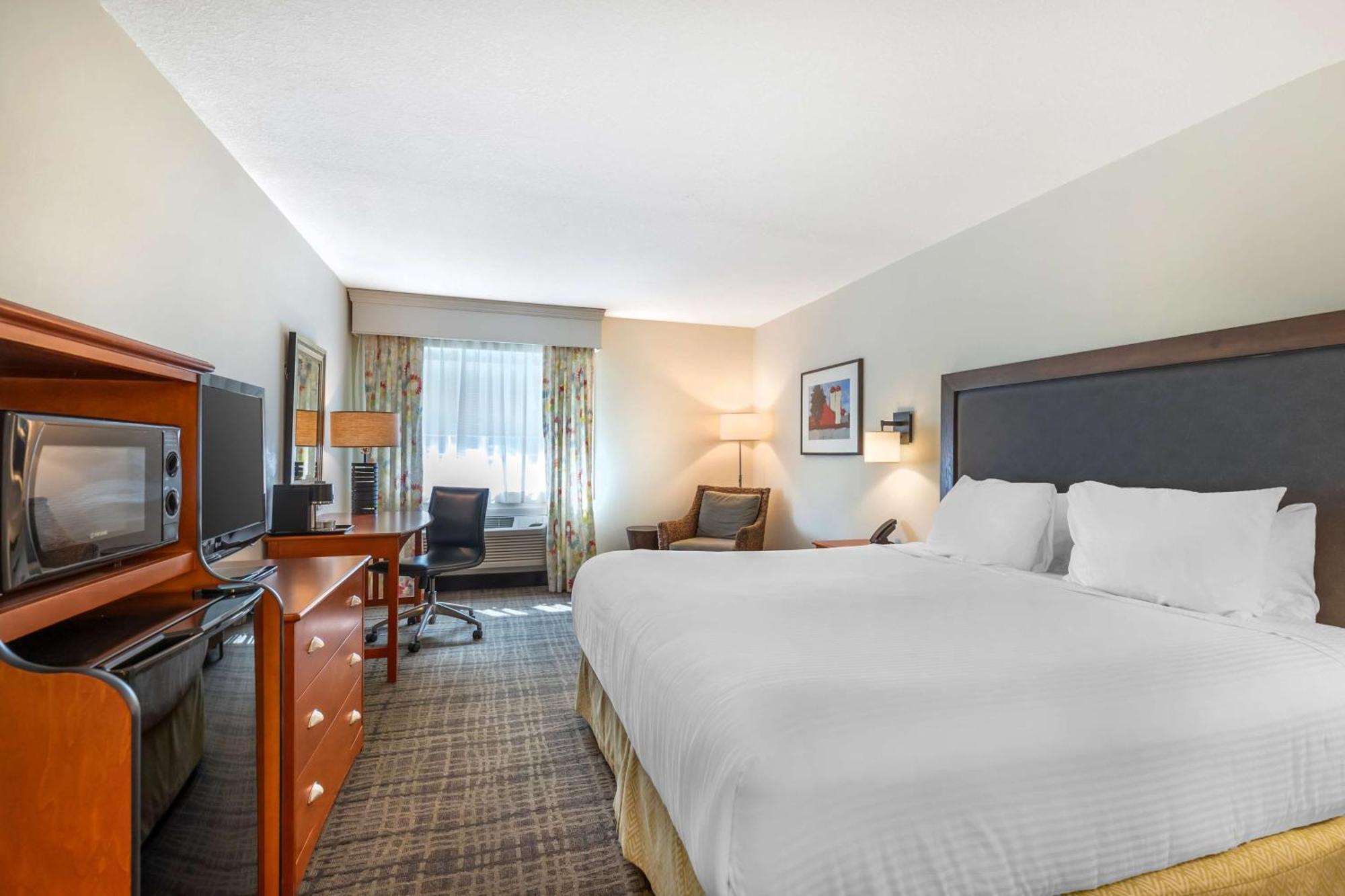 Best Western Plus University Park Inn & Suites Ames Exteriör bild