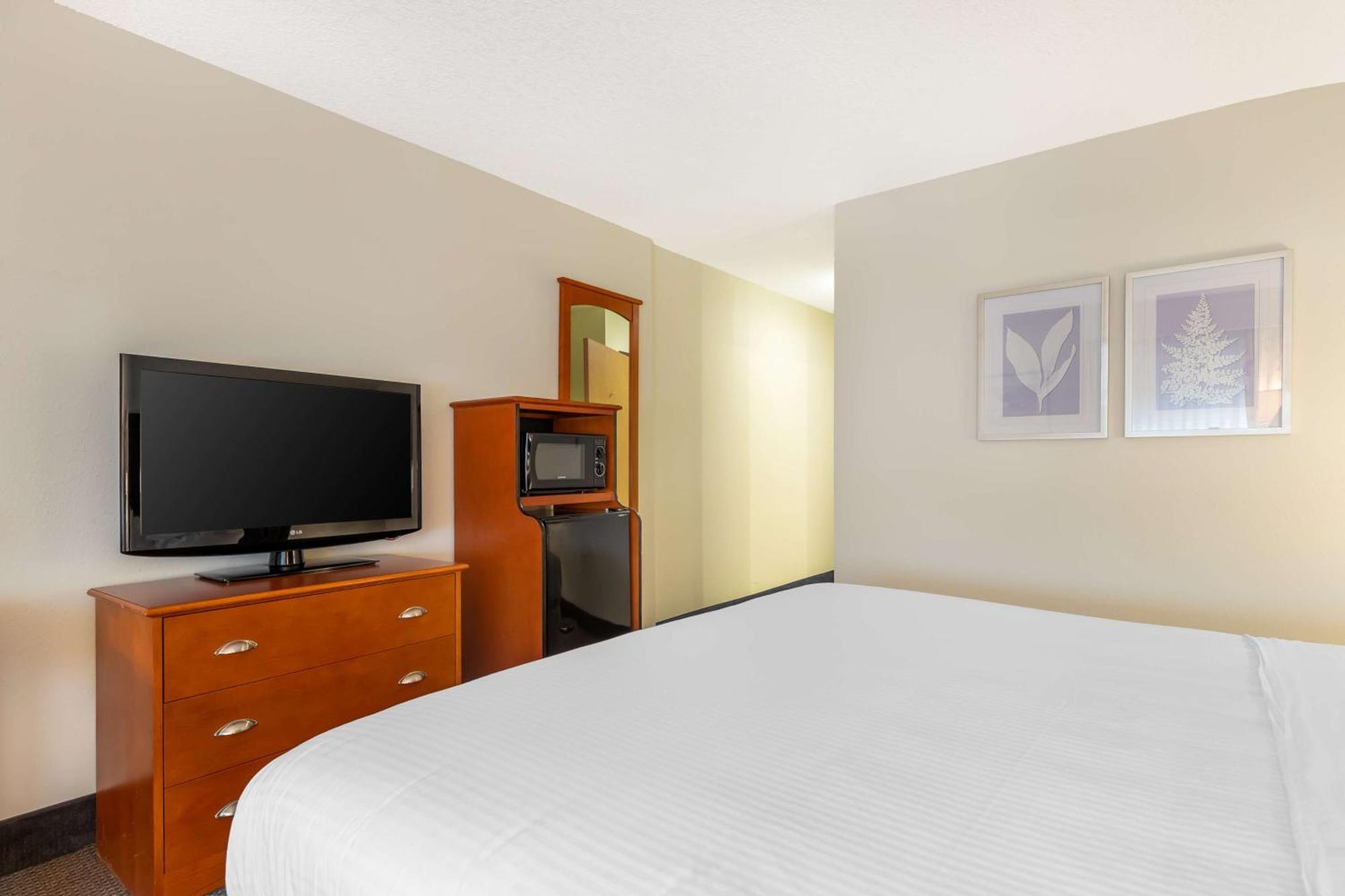 Best Western Plus University Park Inn & Suites Ames Exteriör bild