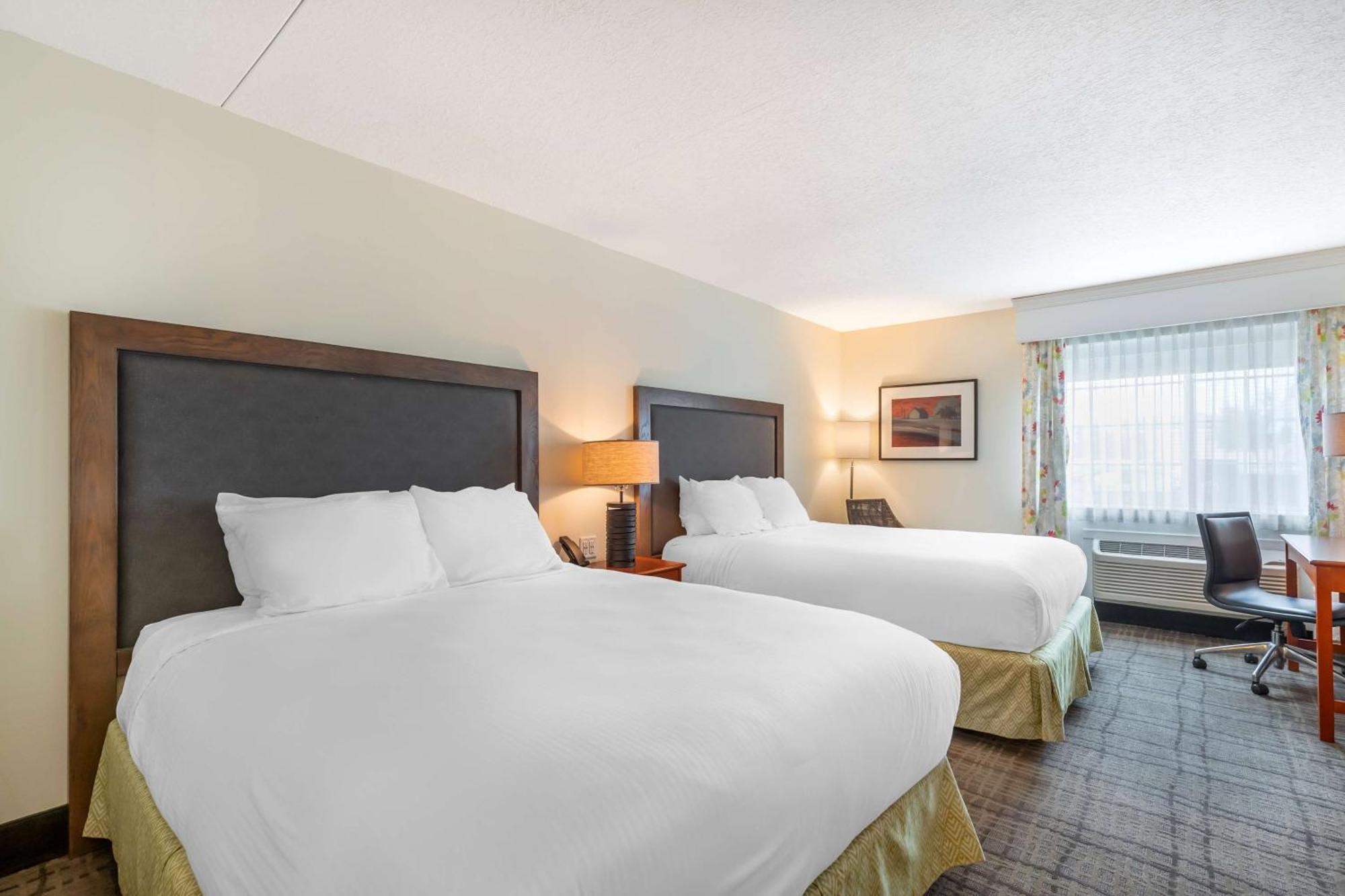 Best Western Plus University Park Inn & Suites Ames Exteriör bild