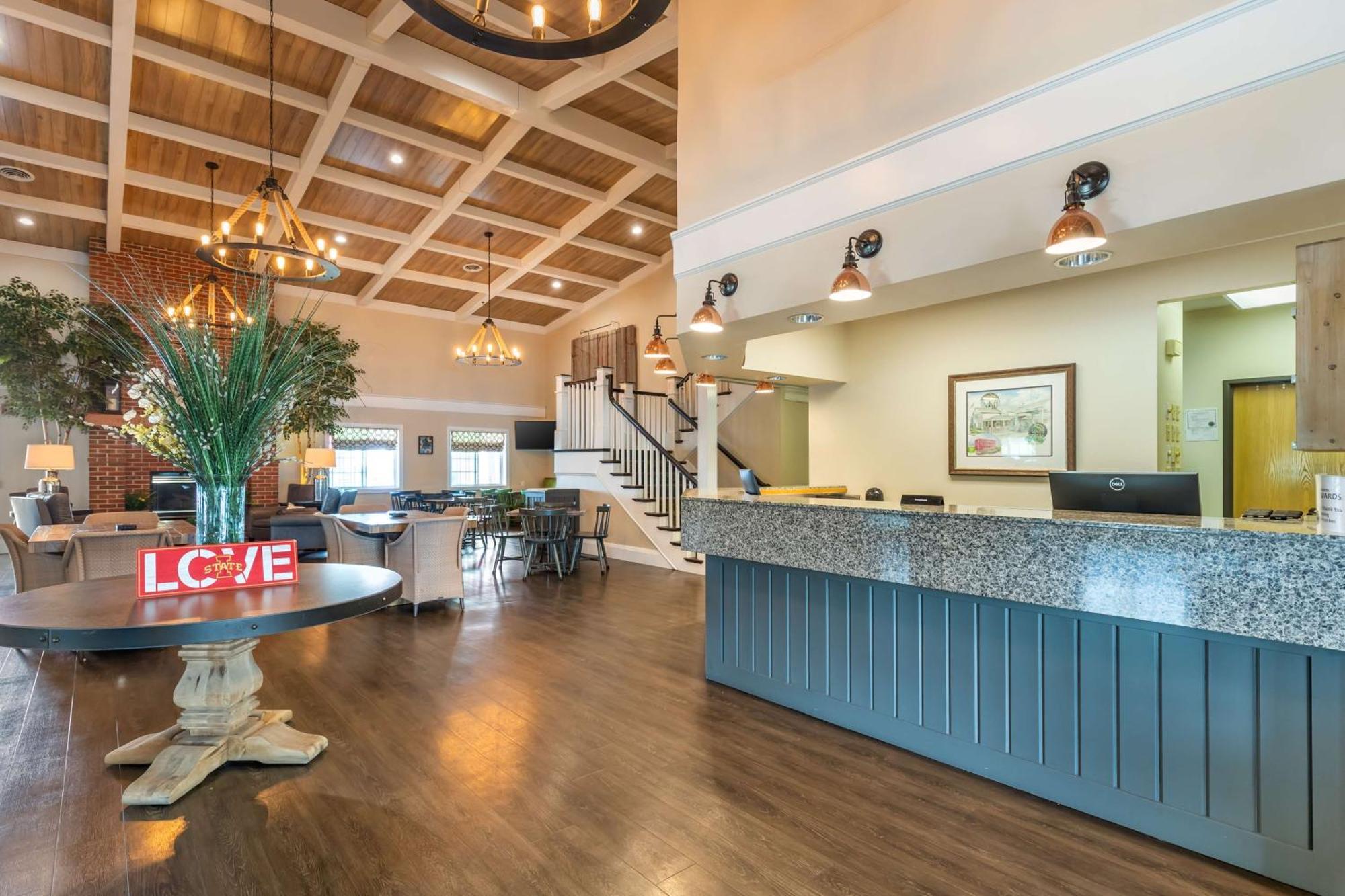Best Western Plus University Park Inn & Suites Ames Exteriör bild