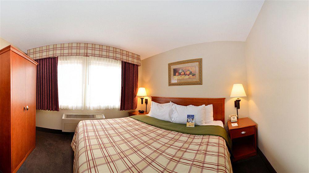 Best Western Plus University Park Inn & Suites Ames Exteriör bild